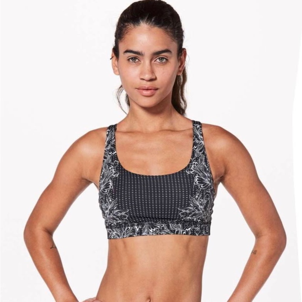 Women’s Lululemon Black/White Free to Be Sports Bra